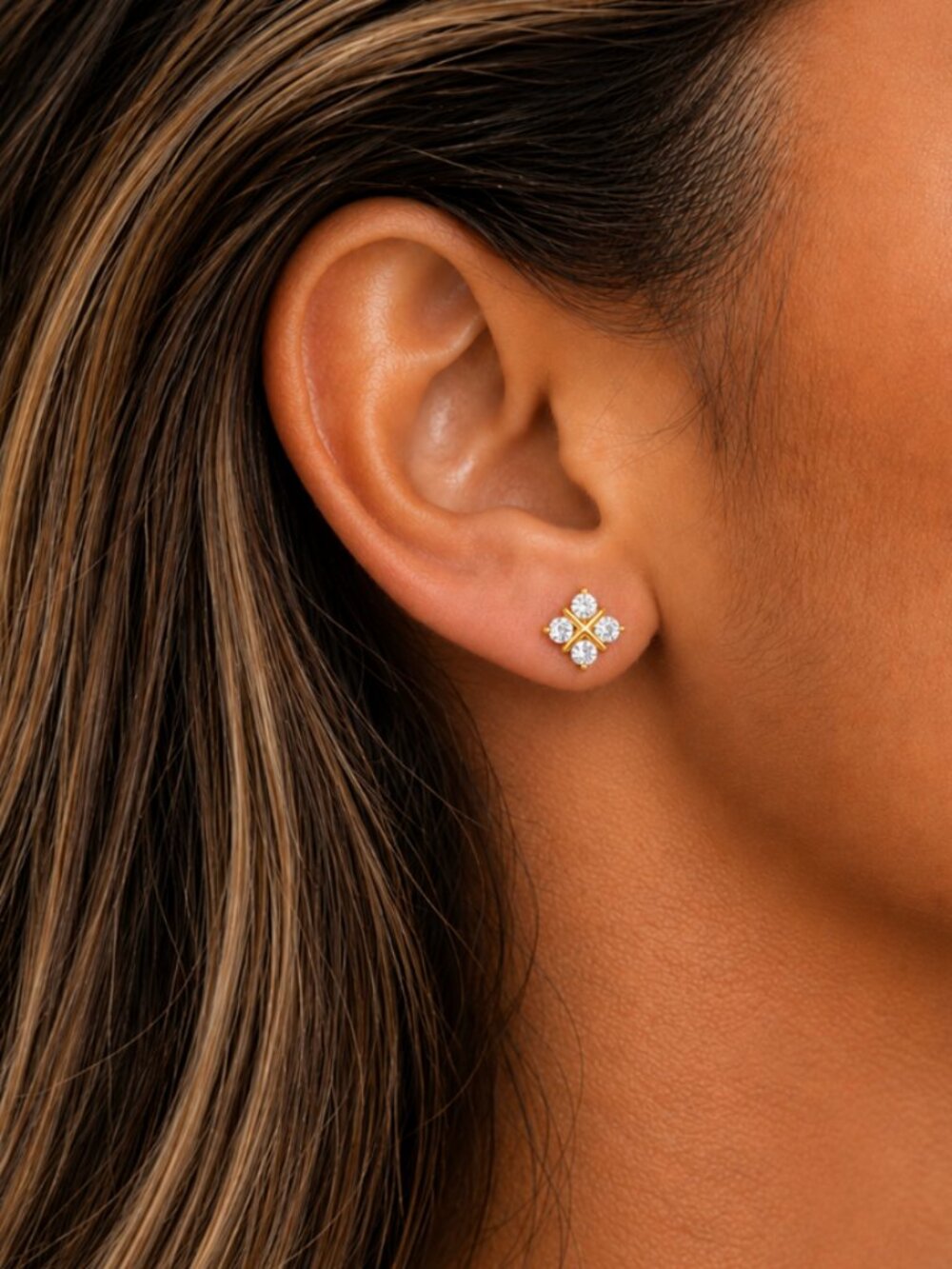 "Dakota" Lab Stud Earrings